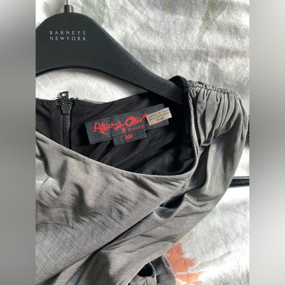 ❗️CLEAROUT❗️ EUC! ALICE + OLIVIA by Stacey Bendet Air gunmetal ruched DRESS - XS - Picture 6 of 7